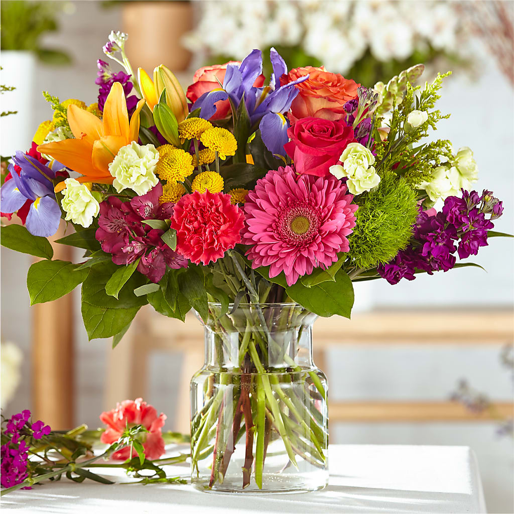 Bold & Bright – A Florist Original – RALPH'S, Compton CA
