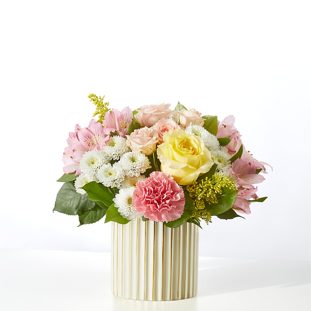 Watercolors Bouquet – RALPH'S, Compton CA