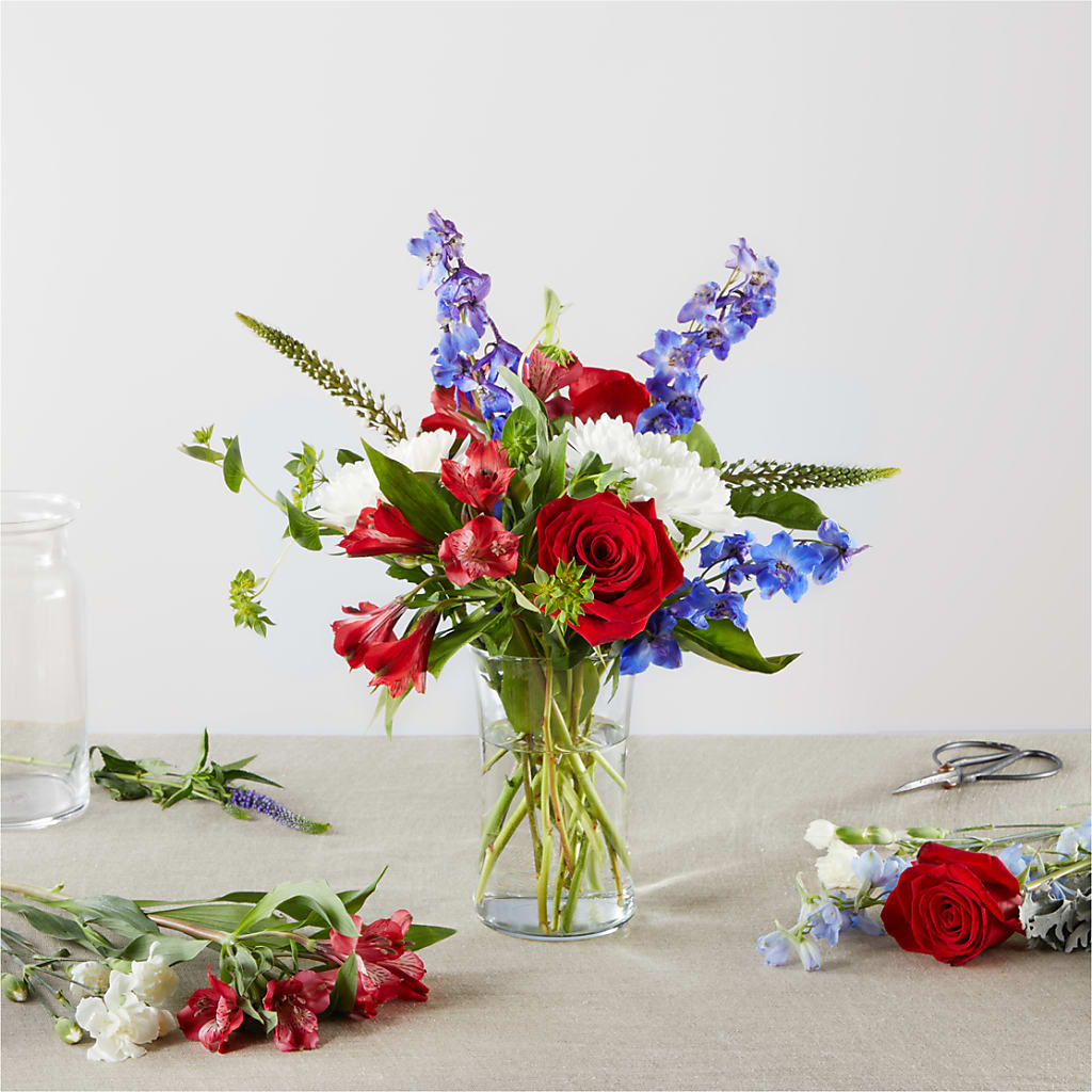 Star Spangled - A Florist Original – RALPH'S, Compton CA