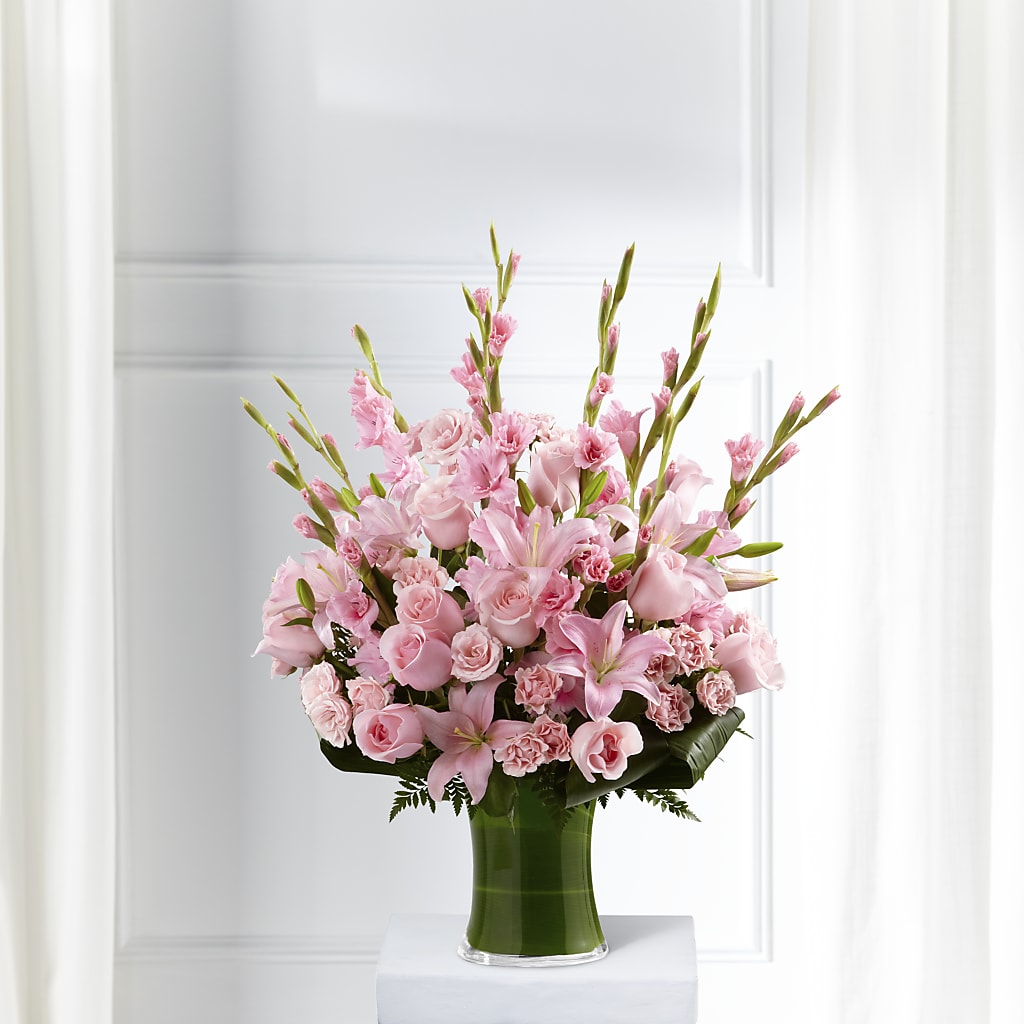 Lovely Tribute Bouquet – RALPH'S, Compton CA