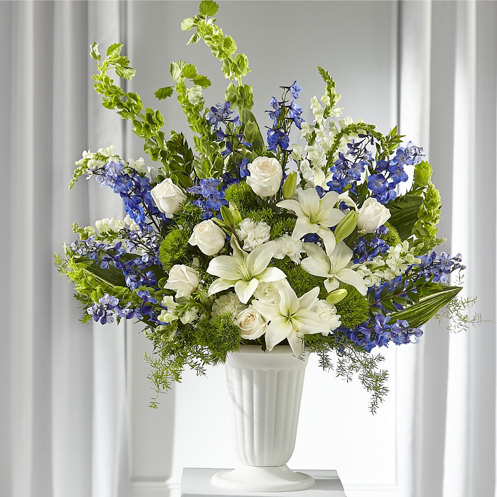 Heartfelt Hope Arrangement – RALPH'S, Compton CA