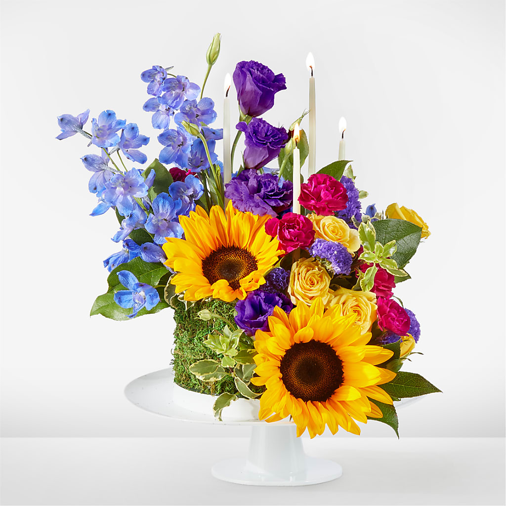 Star of the Day Floral Cake – RALPH'S, Compton CA
