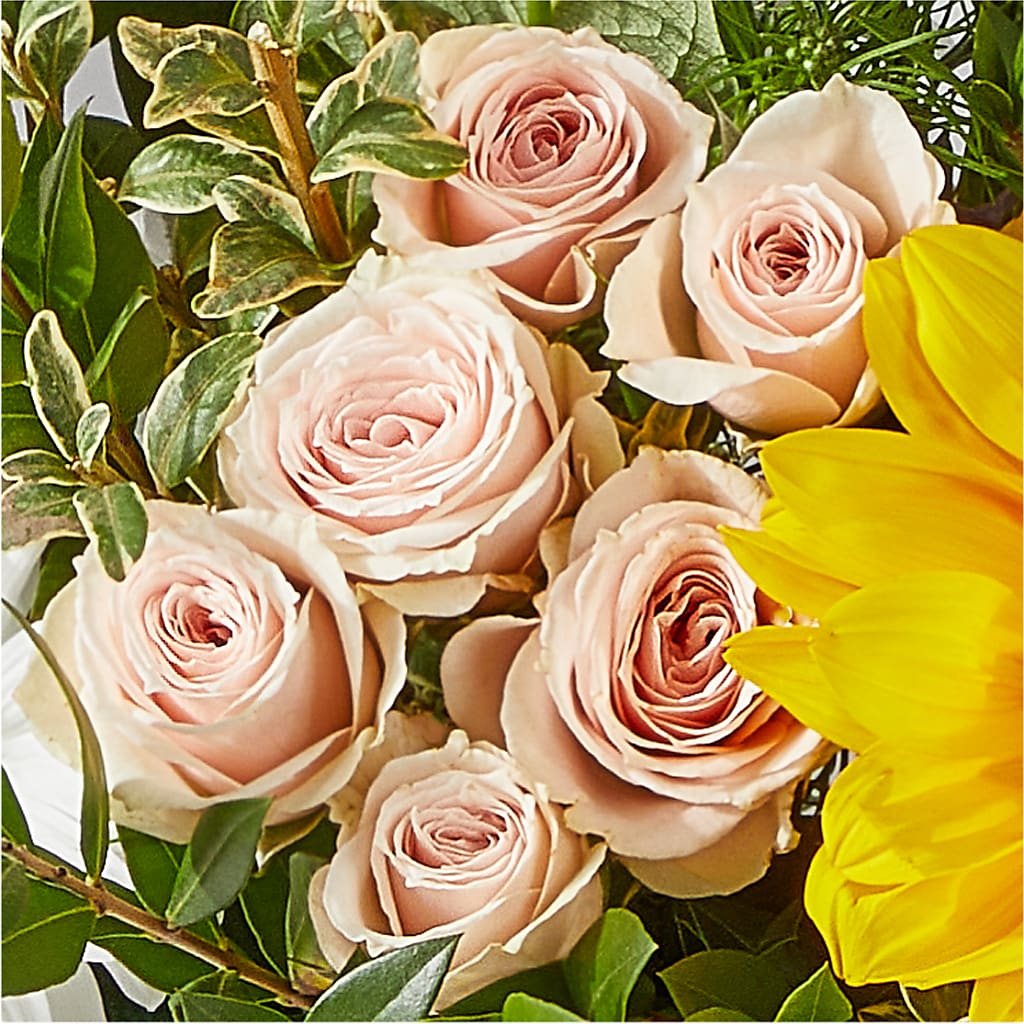 The Good Life Bouquet – RALPH'S, Compton CA