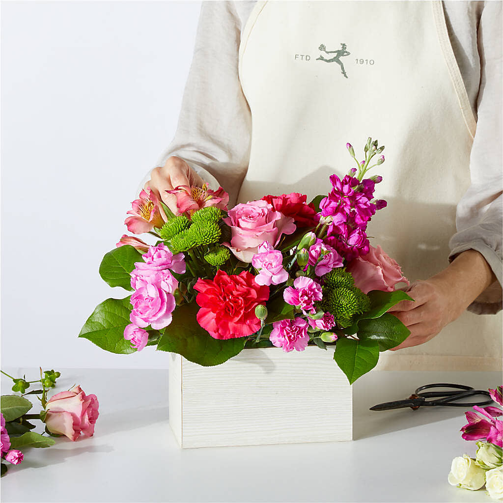 Sweetberry Box – A Florist Original – RALPH'S, Compton CA