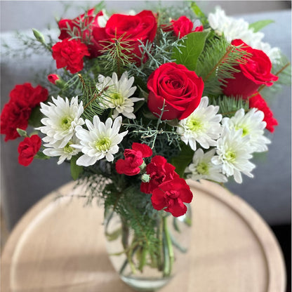 Seasonal Magic Bouquet – RALPH'S, Compton CA