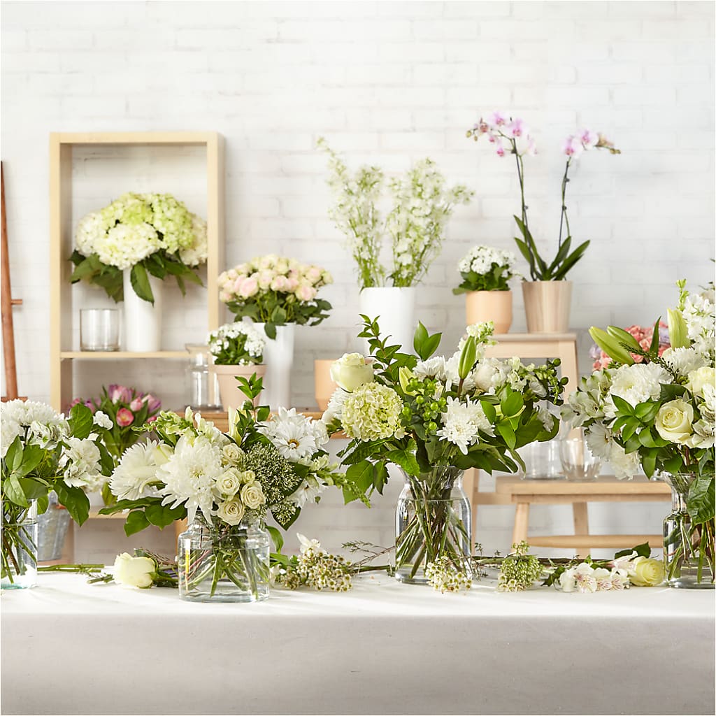 Classic Ivory – A Florist Original – RALPH'S, Compton CA