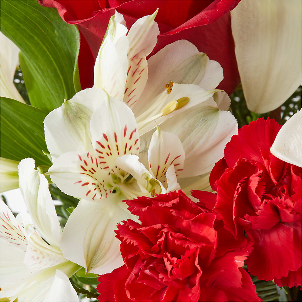 Holiday Season Bouquet – RALPH'S, Compton CA
