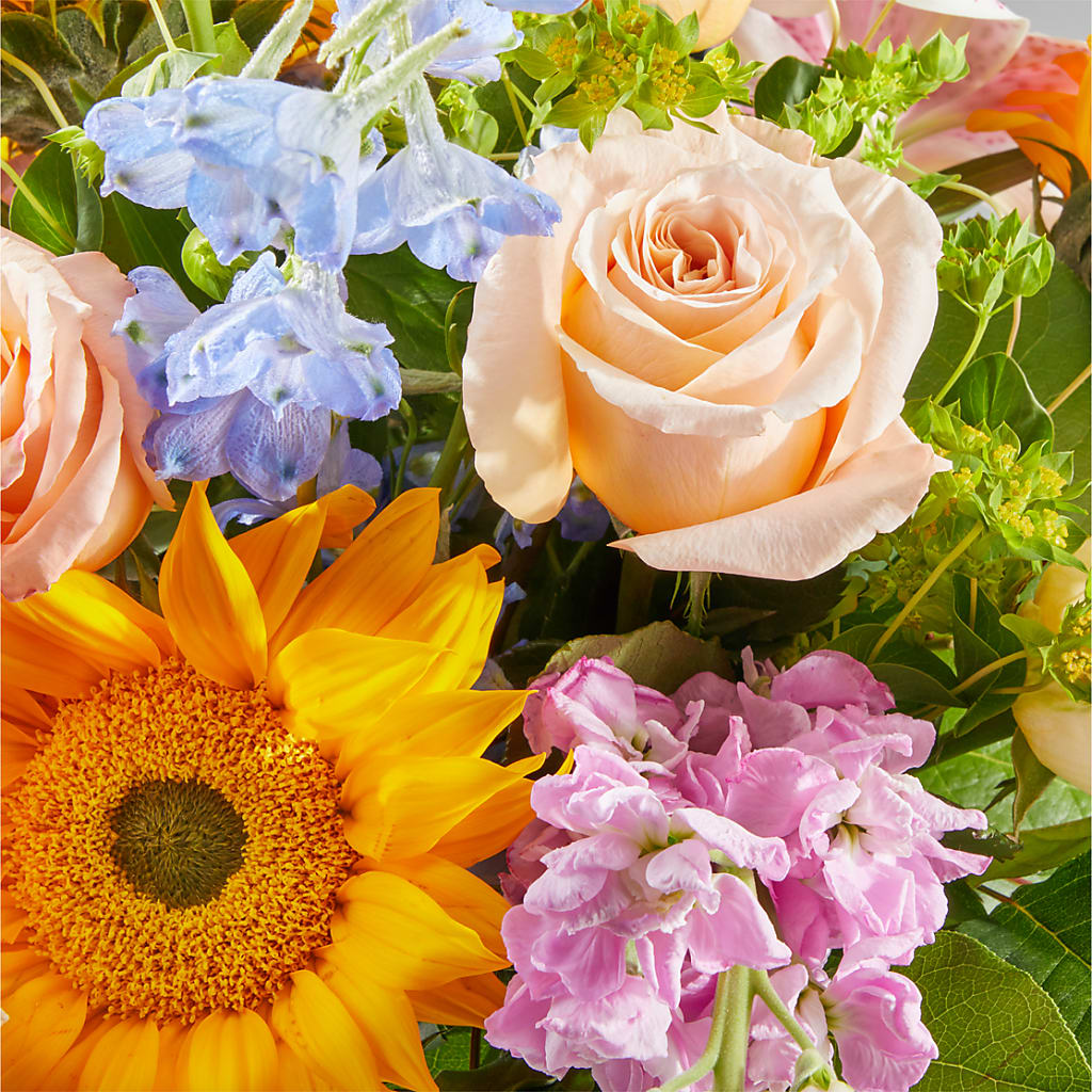 Dreamy Meadows Bouquet – RALPH'S, Compton CA