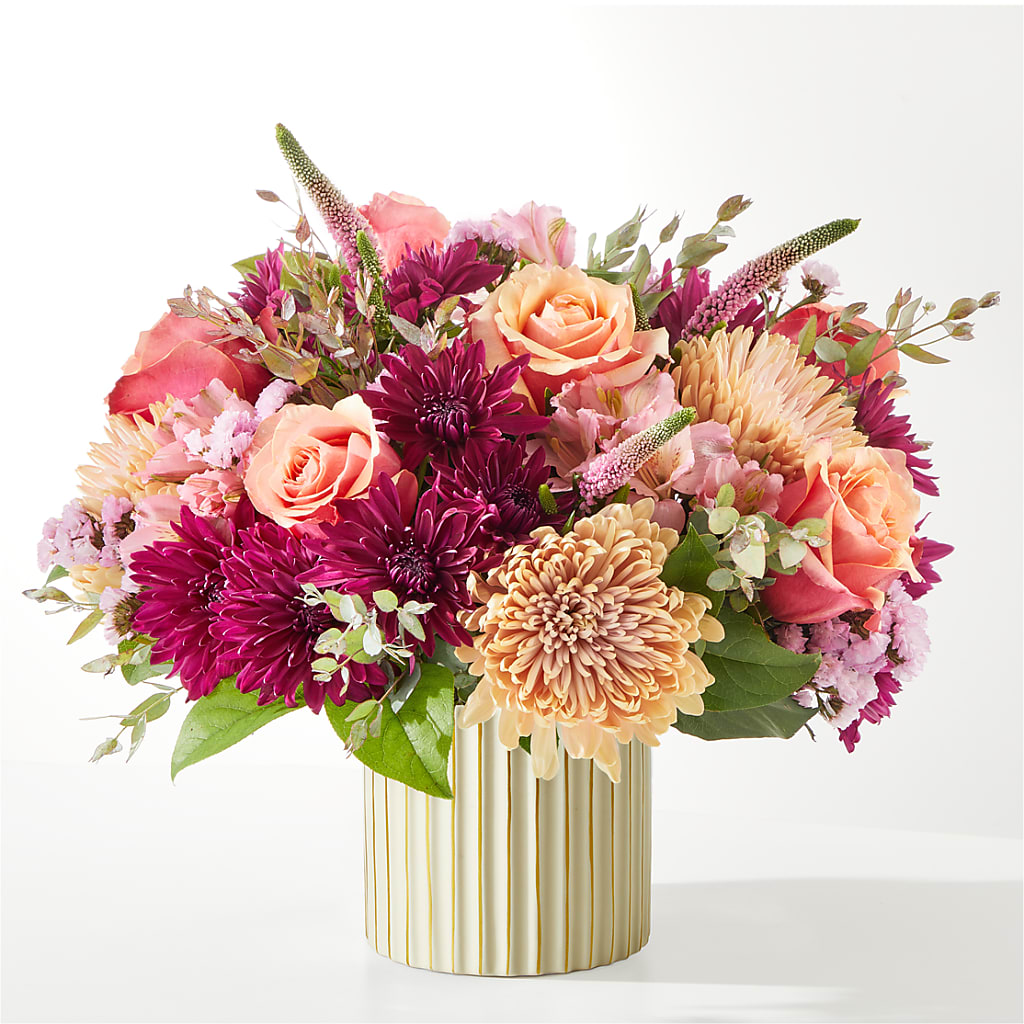 Berry Cobbler Bouquet with Ivory Vase – RALPH'S, Compton CA