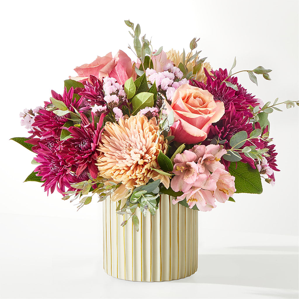 Berry Cobbler Bouquet with Ivory Vase – RALPH'S, Compton CA
