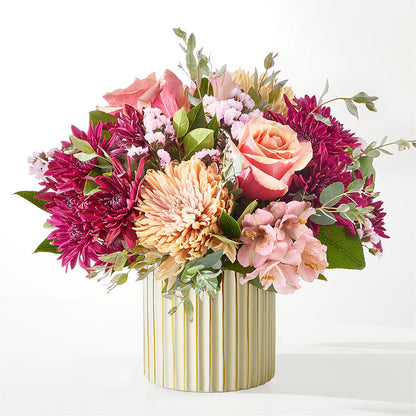 Berry Cobbler Bouquet with Ivory Vase – RALPH'S, Compton CA