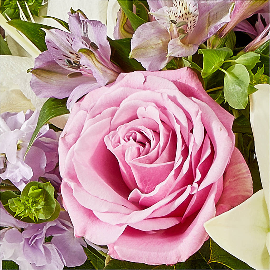 Daydreamer Bouquet – RALPH'S, Compton CA